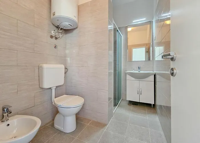 Διαμέρισμα Adila 3