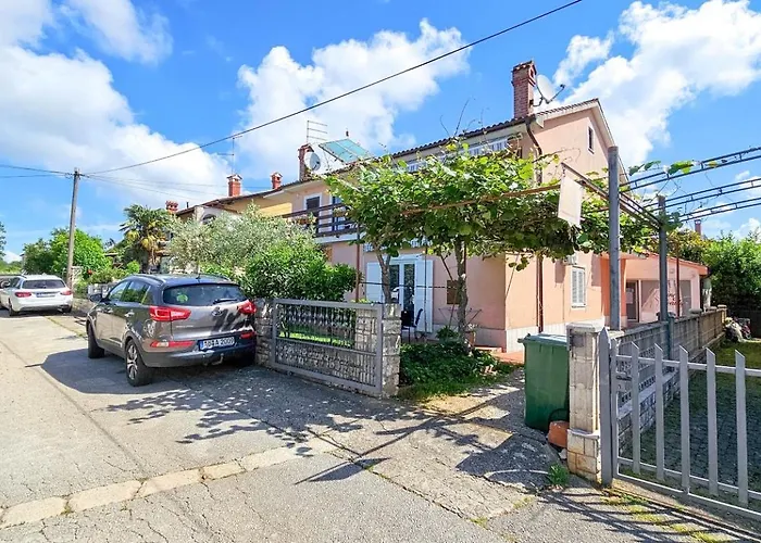 Adila 3 Novigrad Istria