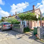 Adila 3 Novigrad Istria